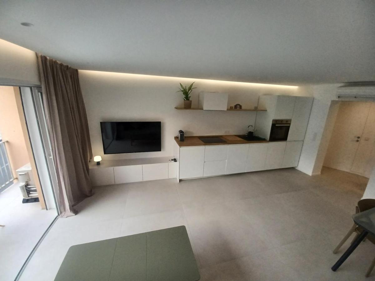 Superbe Appartement A 2 Minutes De La Mer Кавалер-сюр-Мер Экстерьер фото